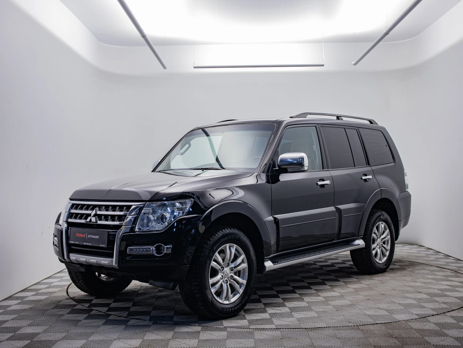 Mitsubishi PAJERO, 2017