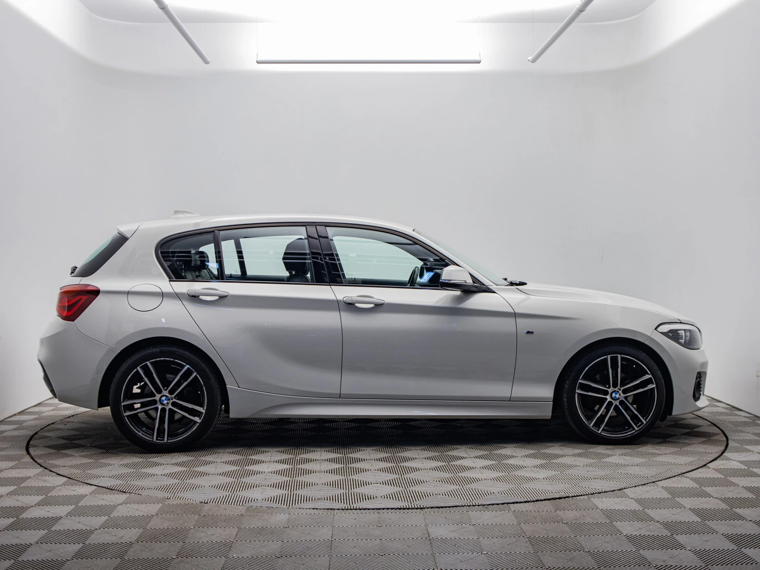 BMW 1 серии, 2018