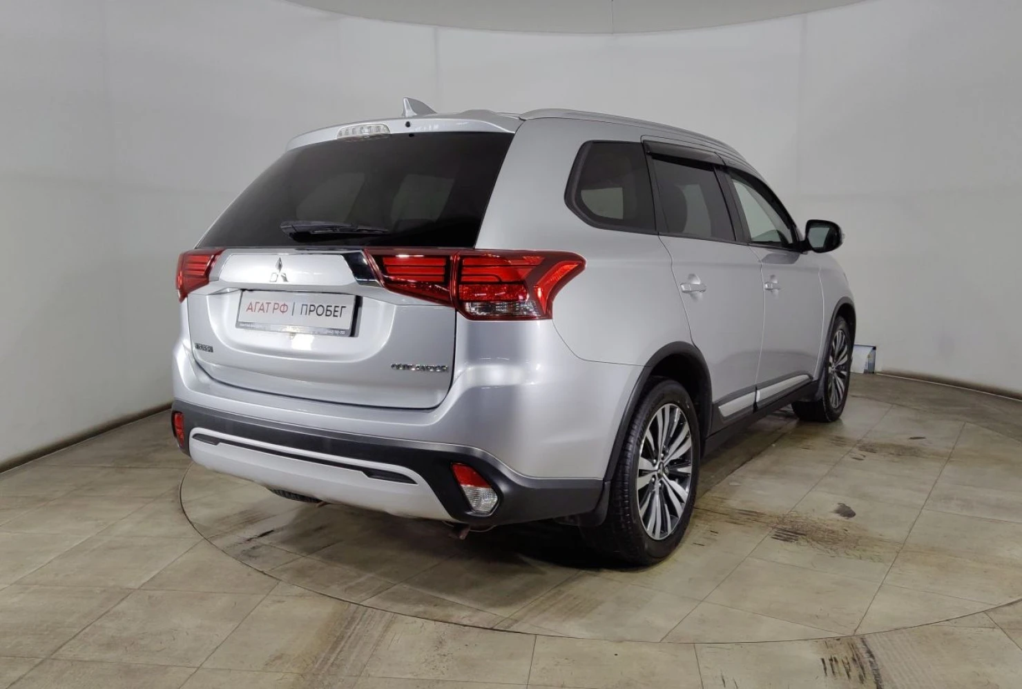 Mitsubishi OUTLANDER, 2018