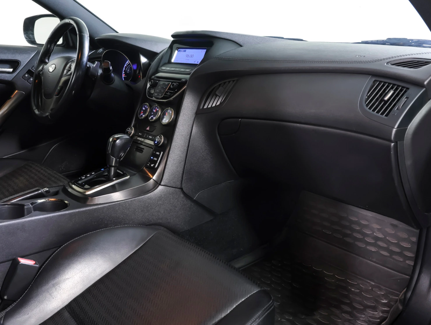 Hyundai Genesis Coupe, 2012