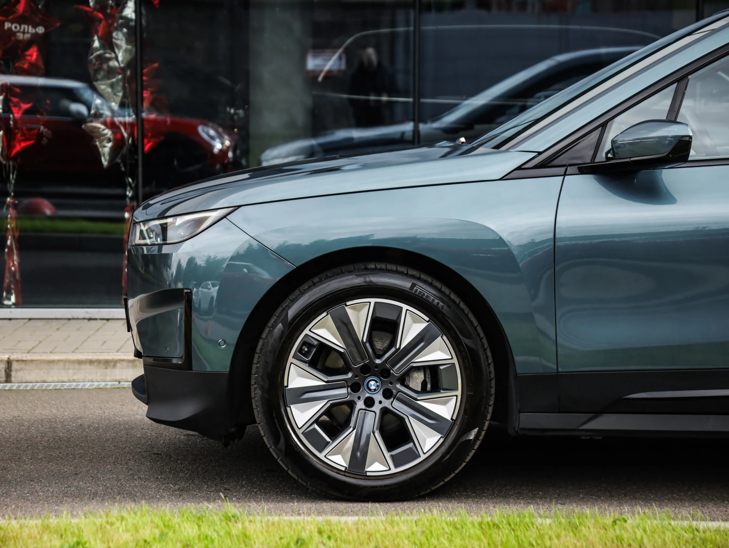 BMW iX, 2021