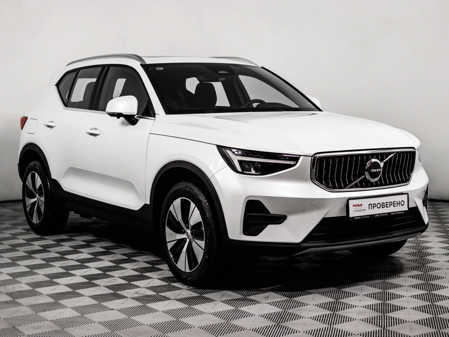 Volvo XC40, 2024