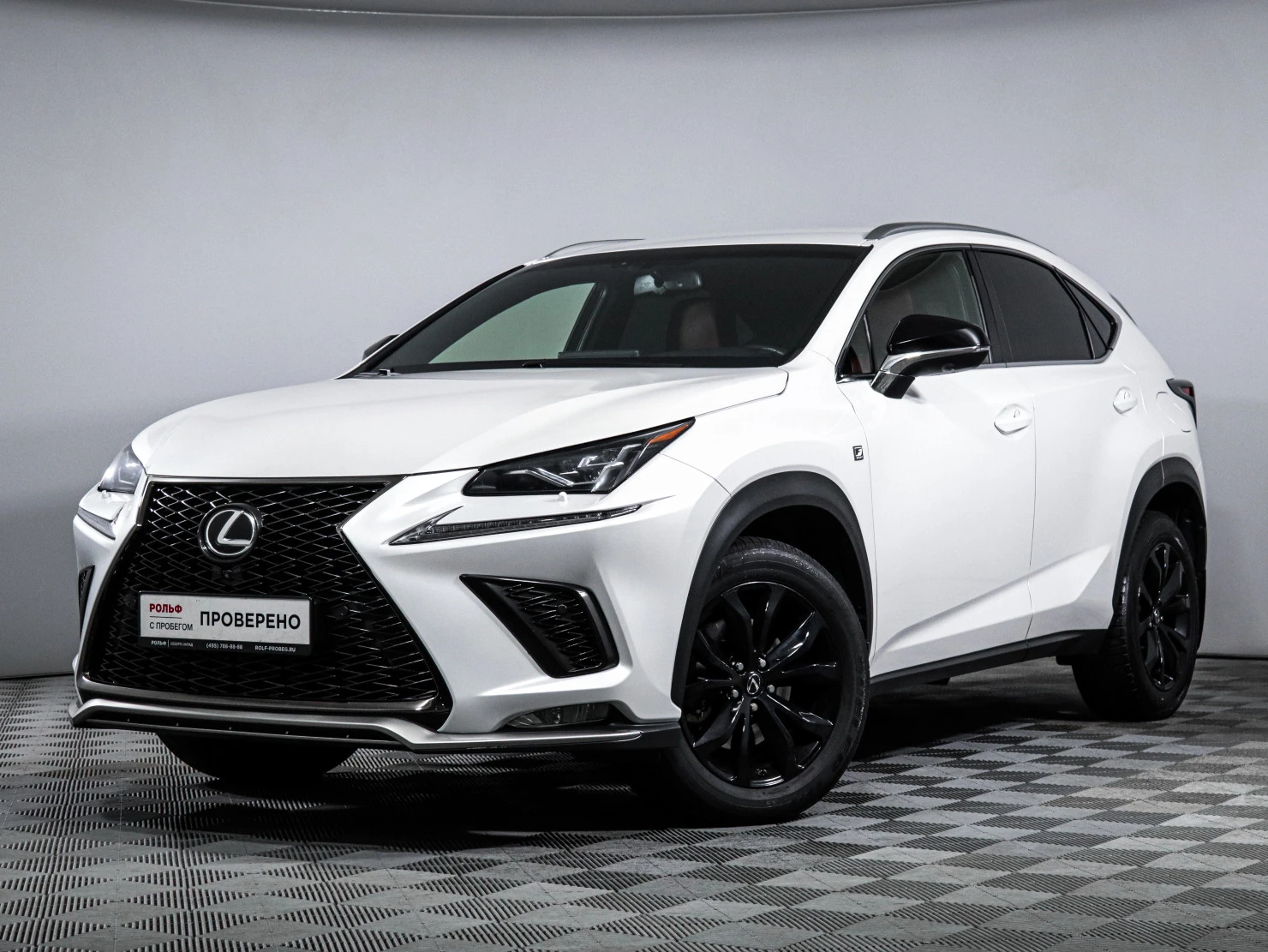Lexus NX, 2019