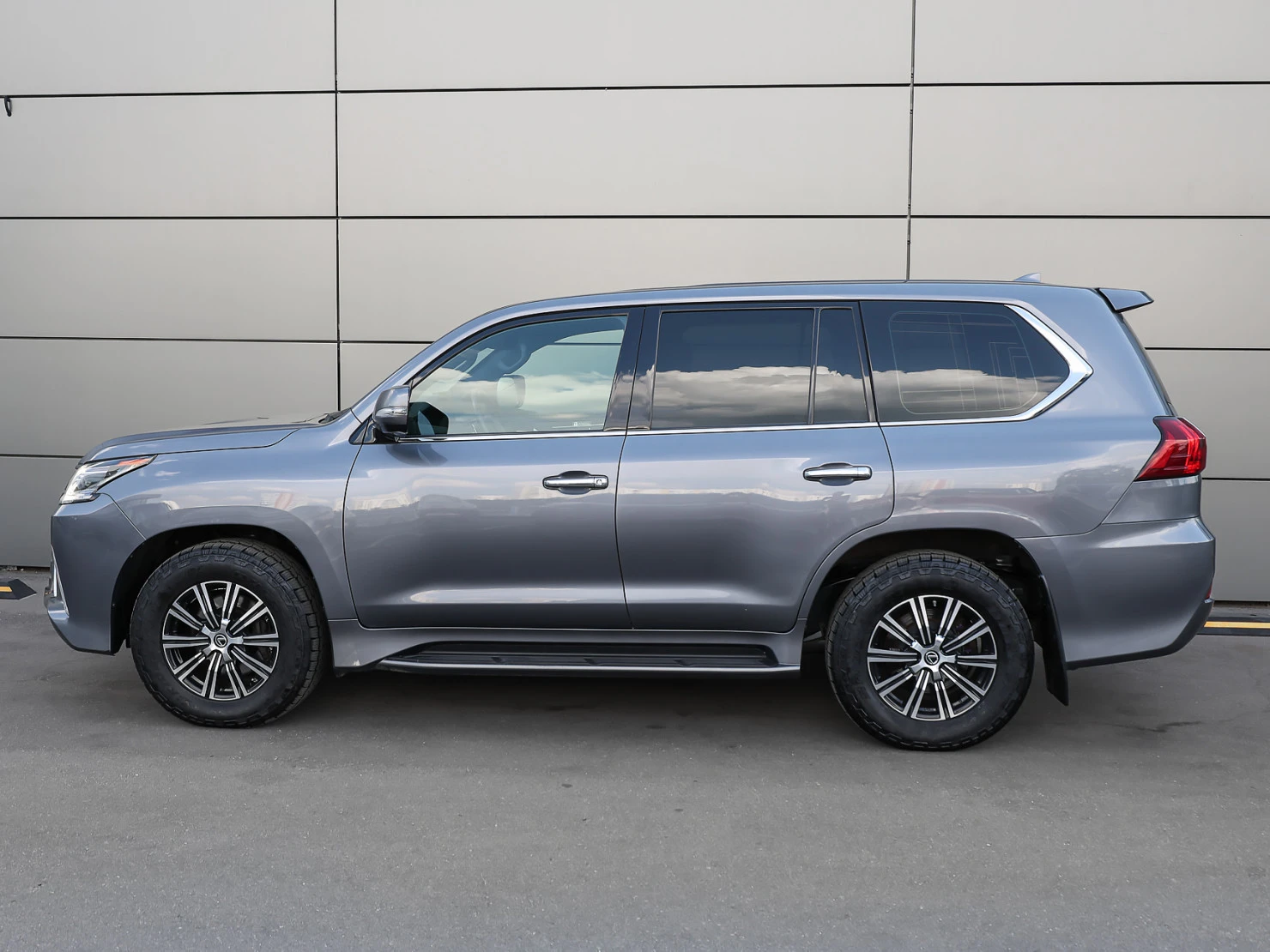 Lexus LX, 2019