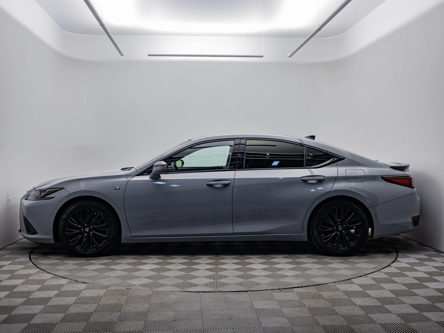 Lexus ES, 2020