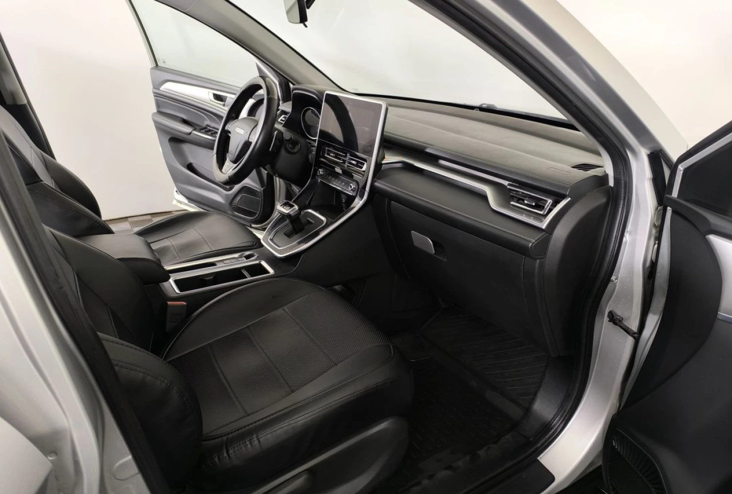 HAVAL M6, 2023