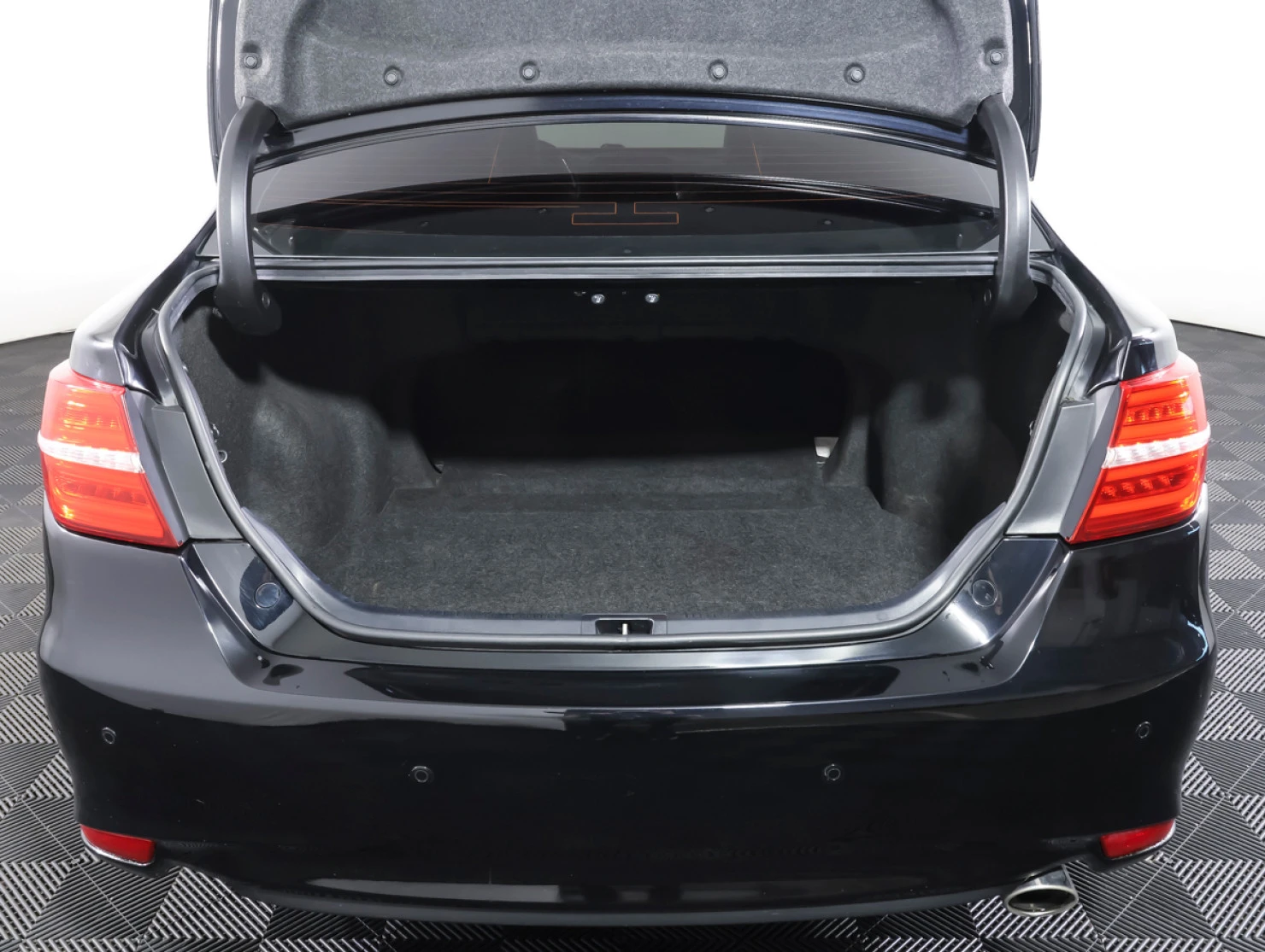 Toyota Camry, 2017