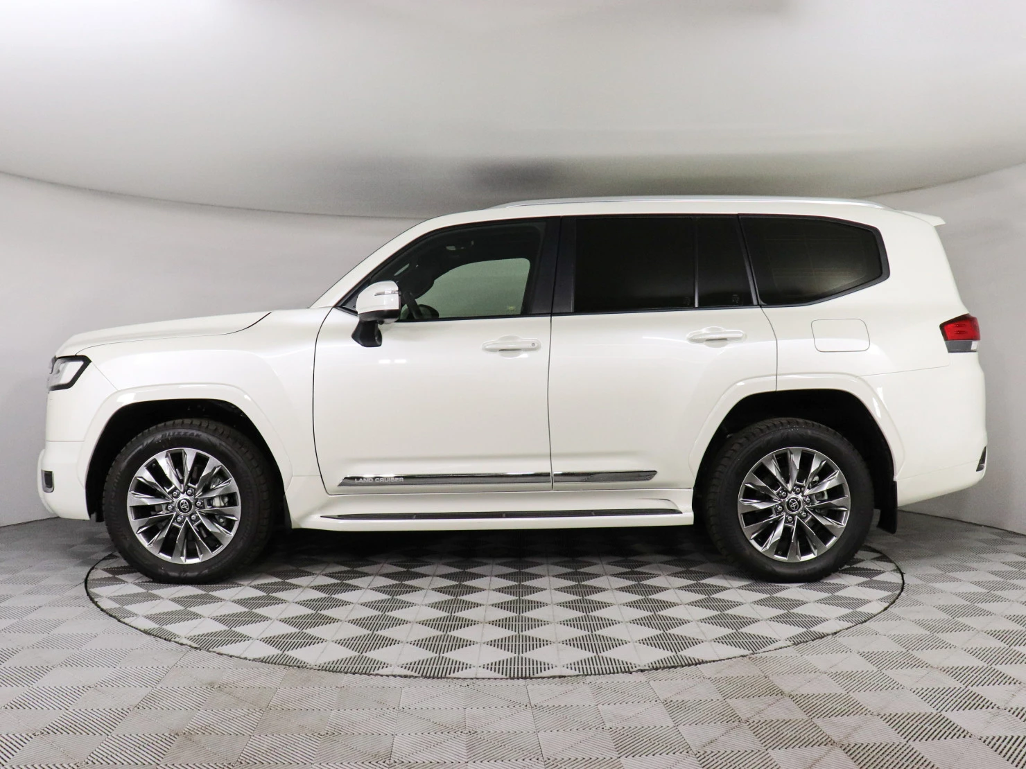 Toyota Land Cruiser, 2022
