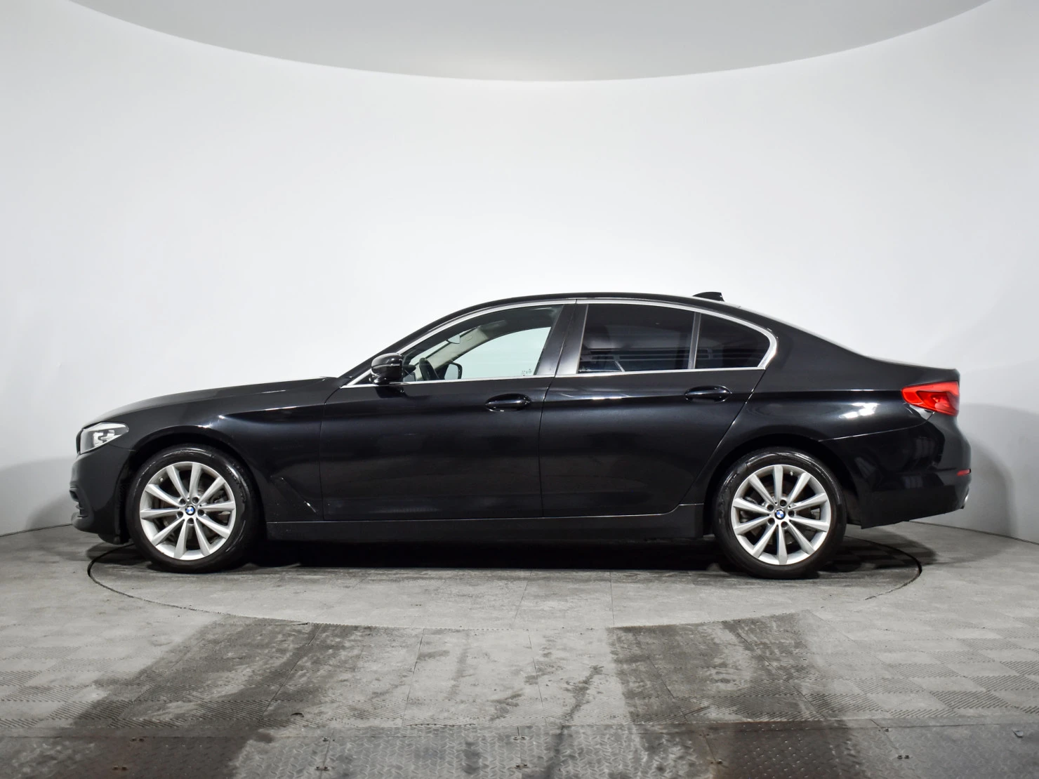 BMW 5 серии, 2019