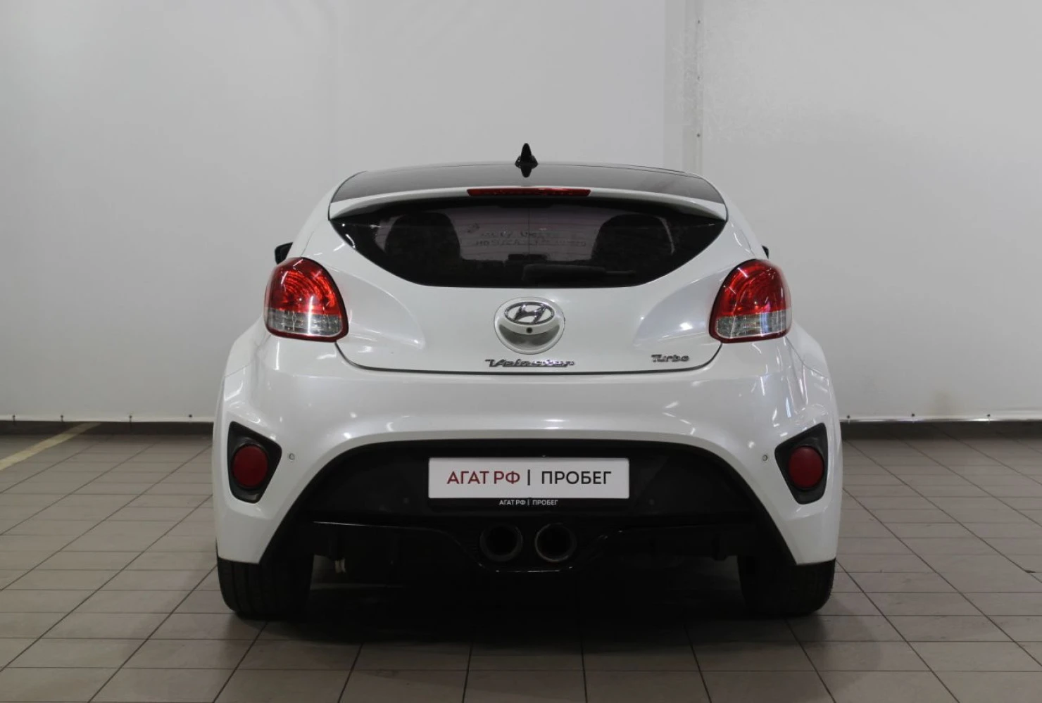 Hyundai Veloster, 2013