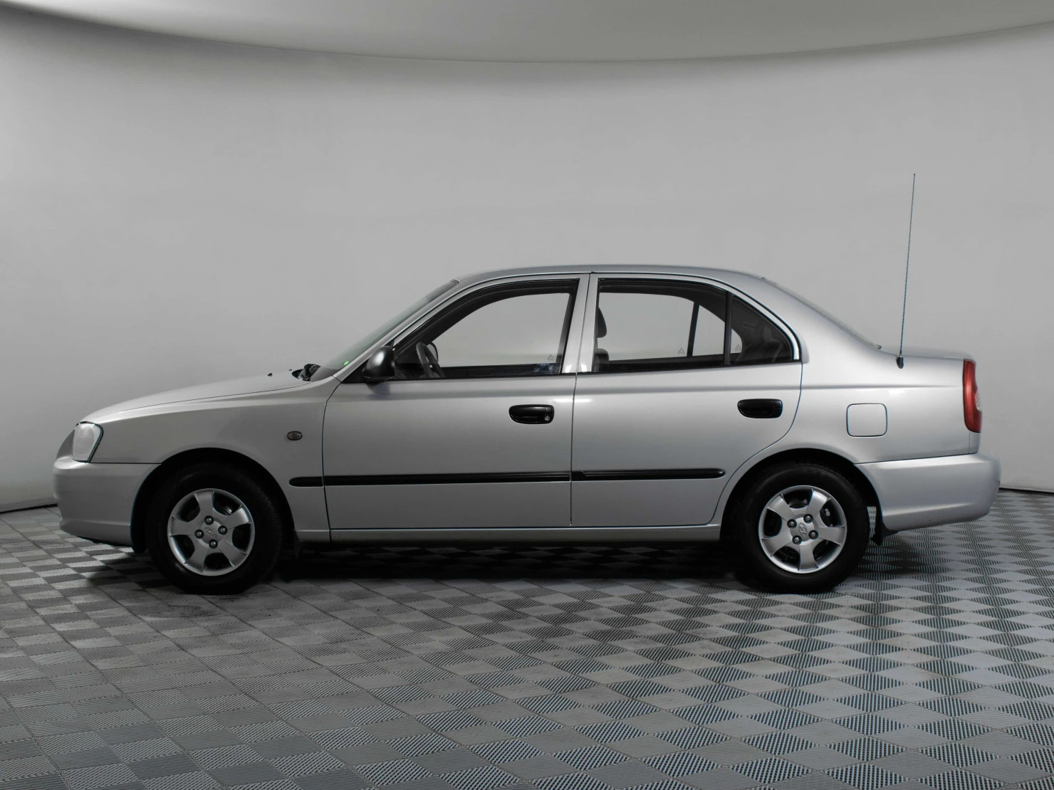 Hyundai Accent, 2008
