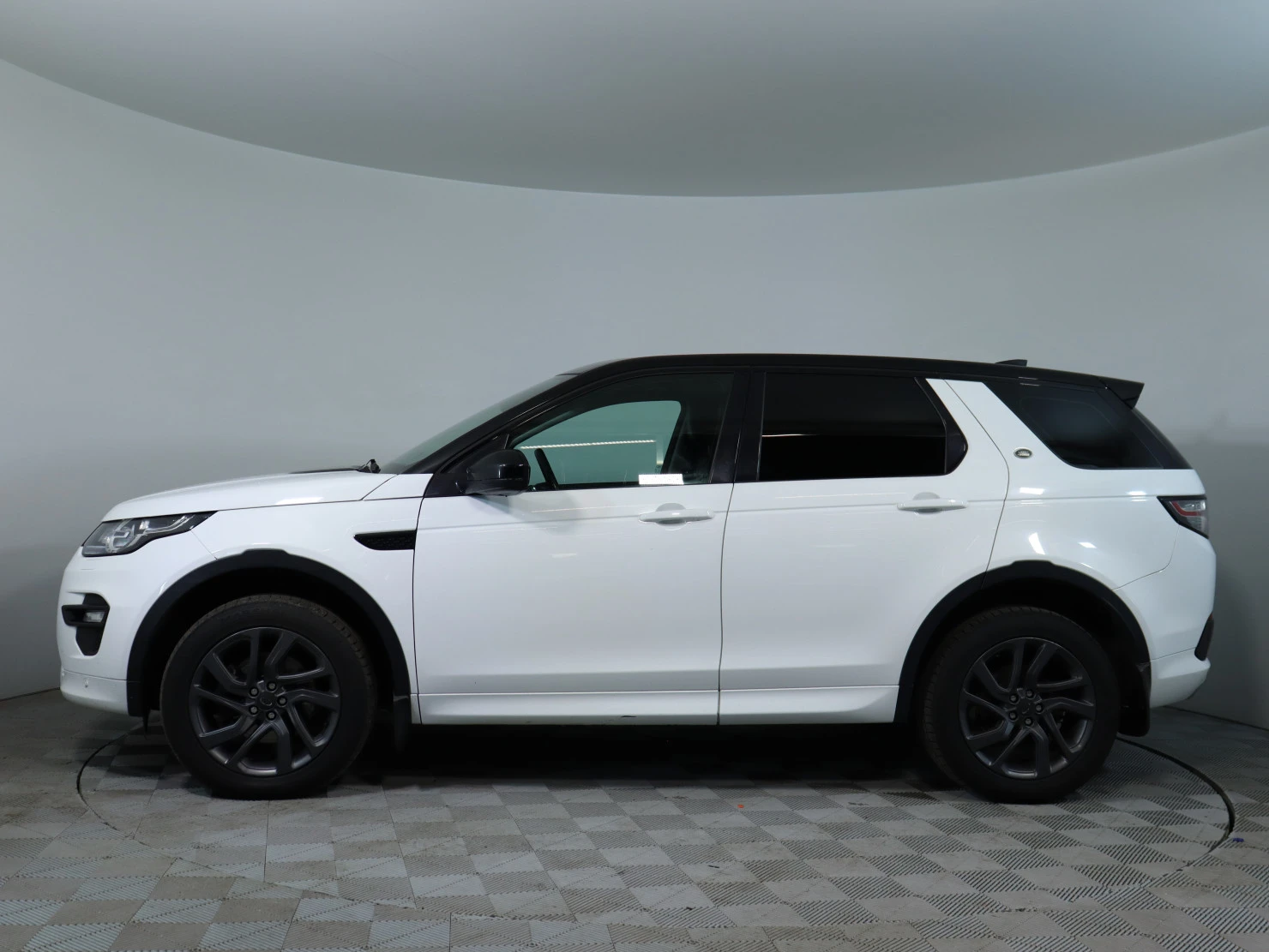 Land Rover Discovery Sport, 2017