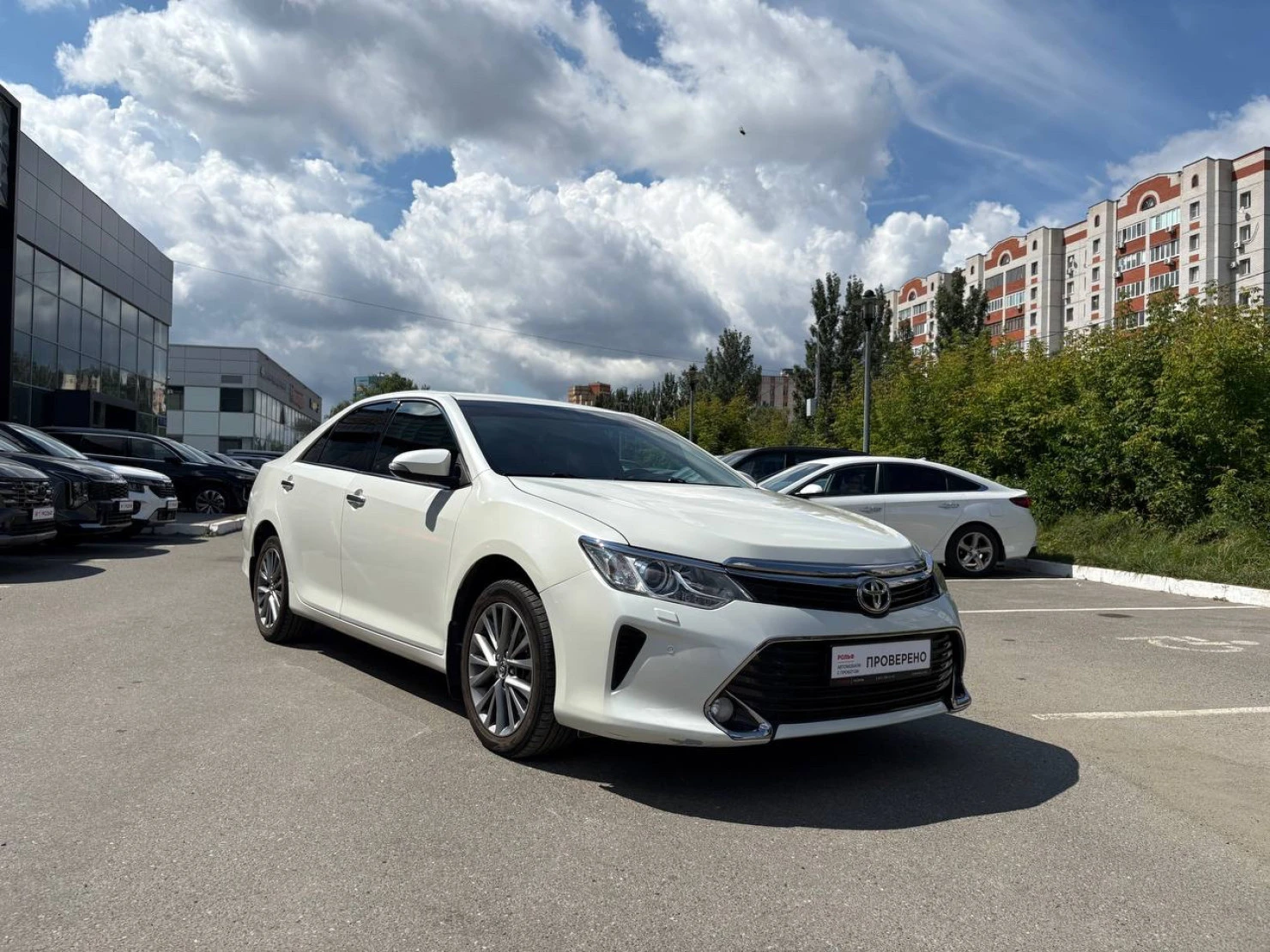 Toyota Camry, 2016