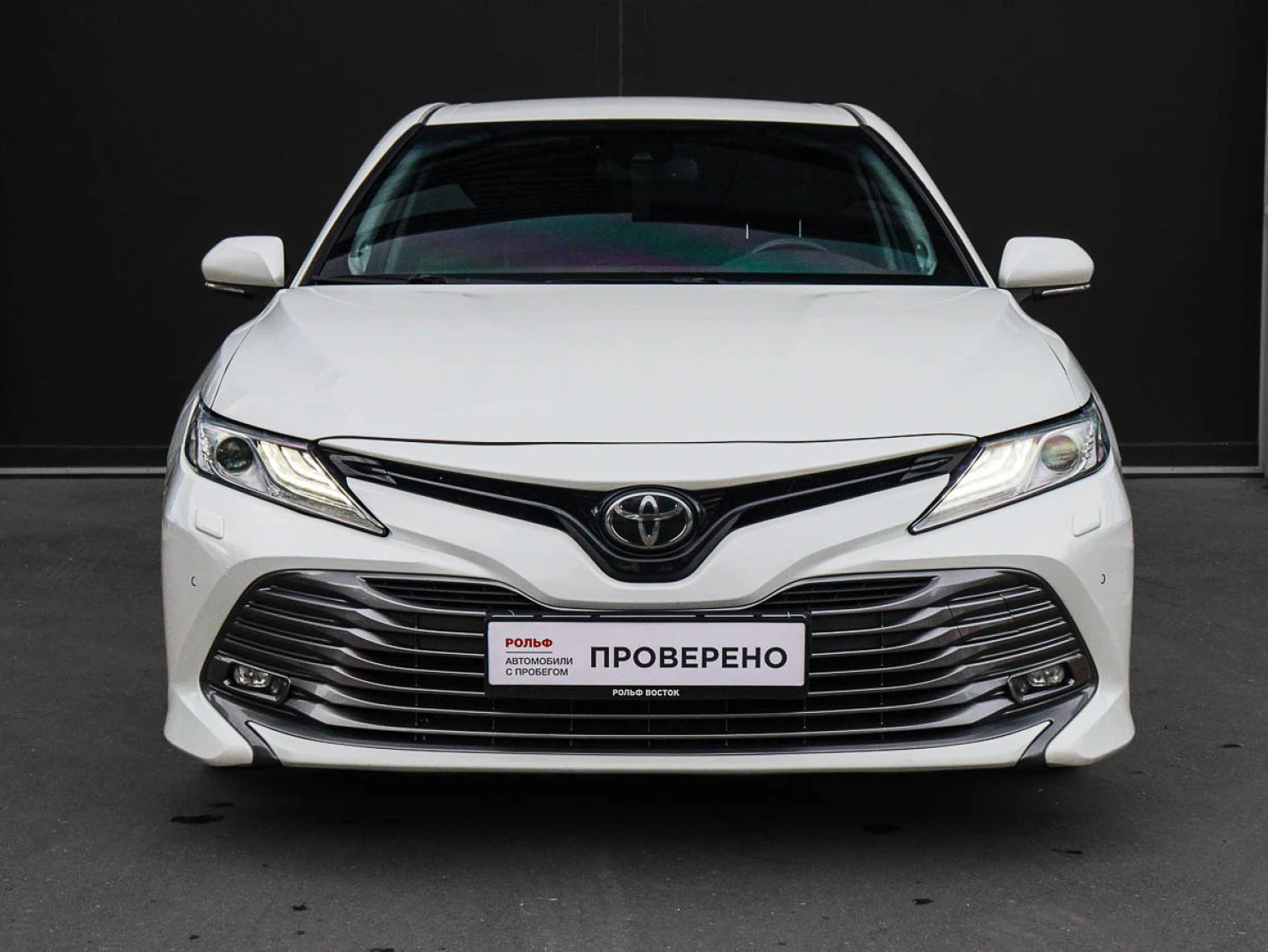 Toyota Camry, 2019