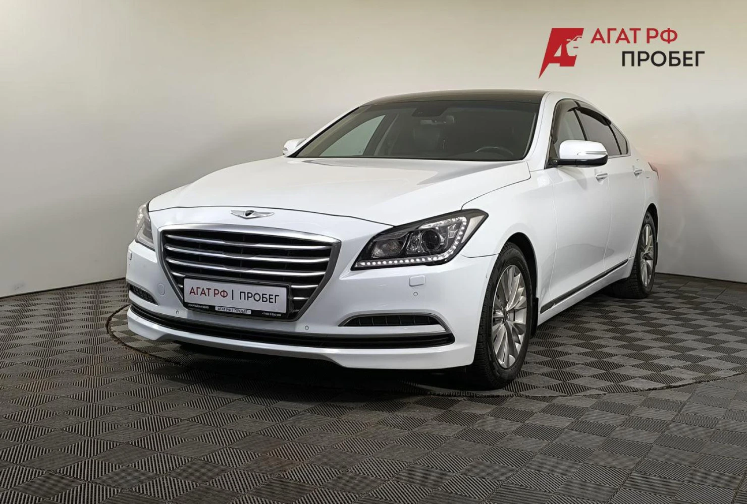 Hyundai Genesis, 2014