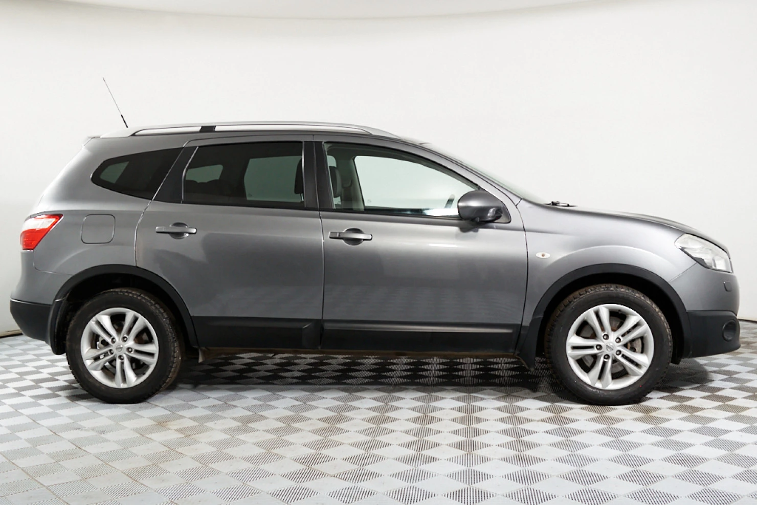 Nissan Qashqai+2, 2012