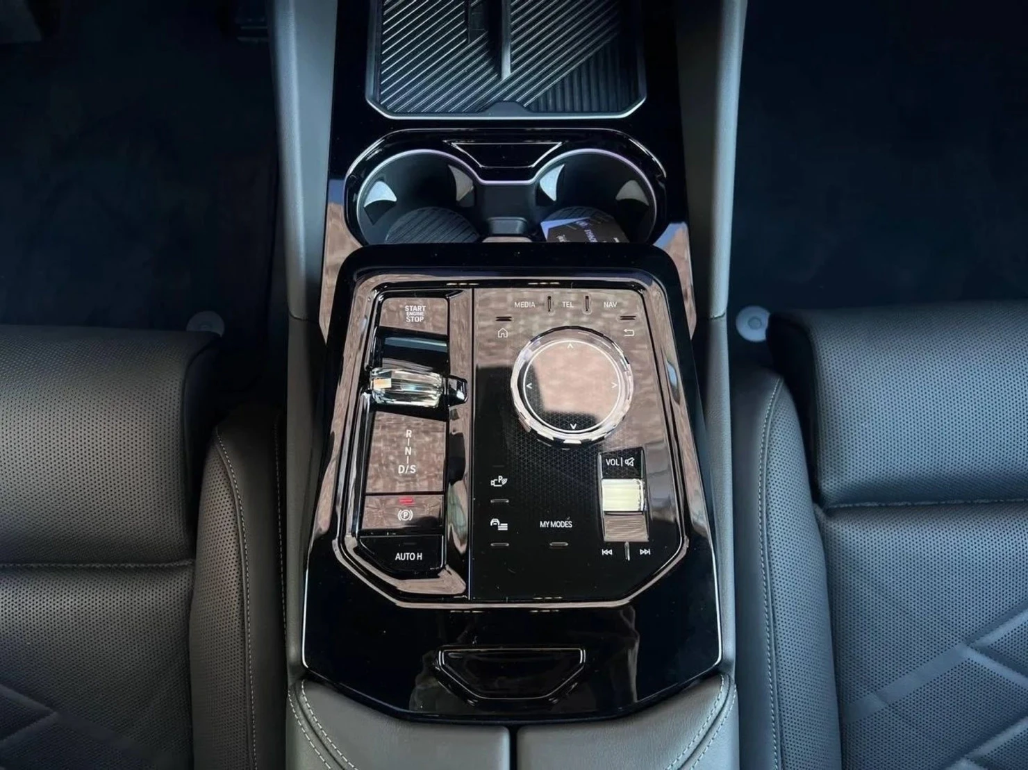 BMW 5 серии, 2025