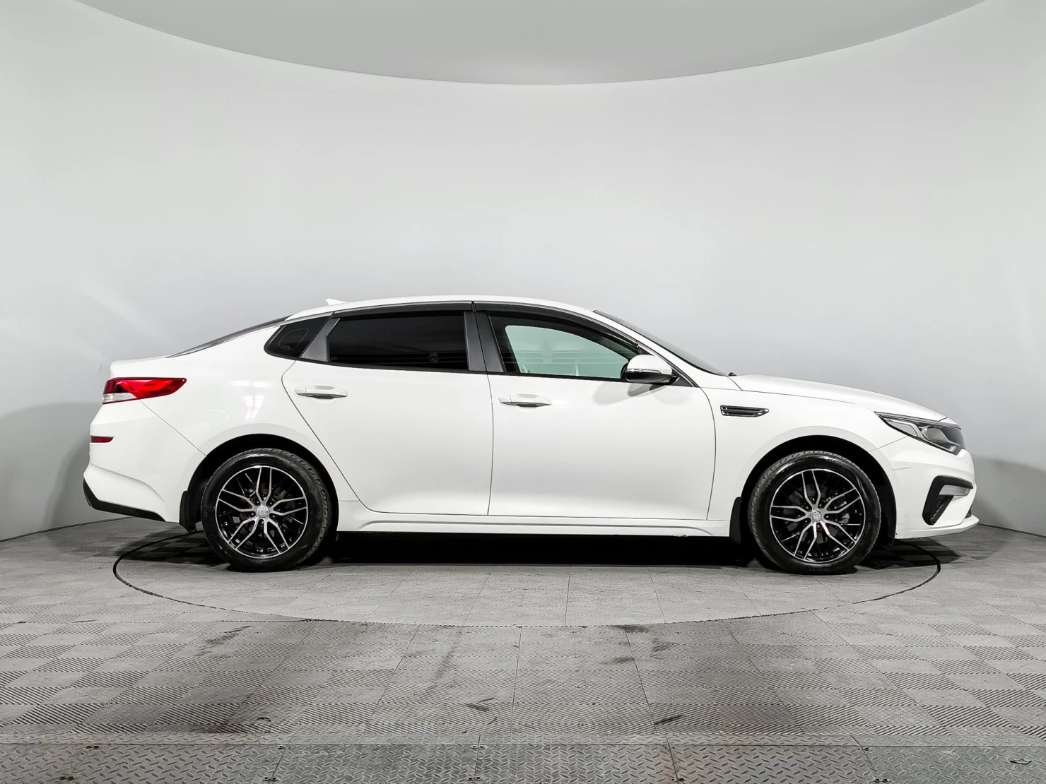Kia Optima, 2019