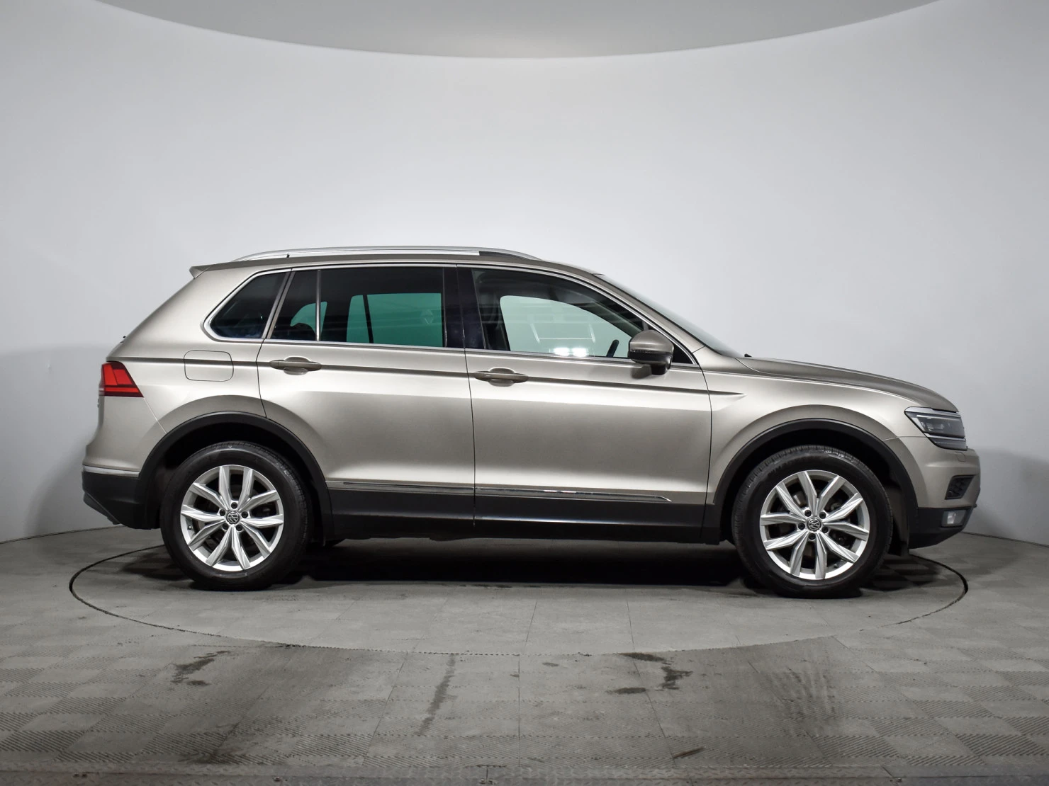 Volkswagen Tiguan, 2017