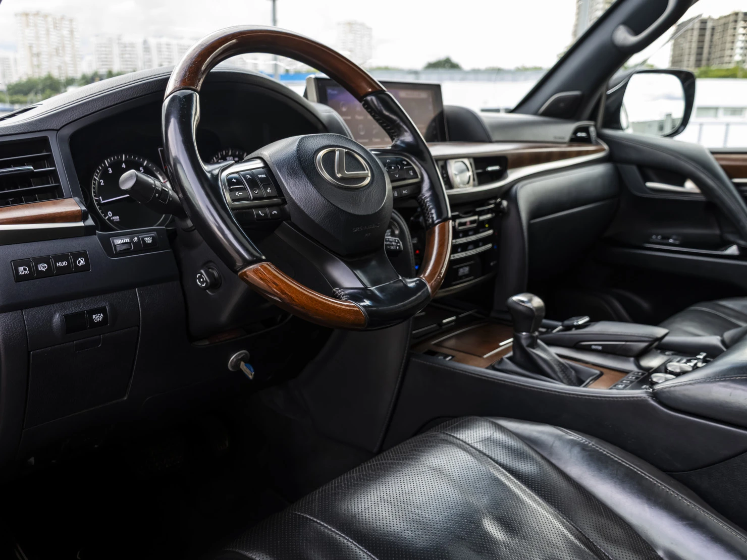 Lexus LX, 2018
