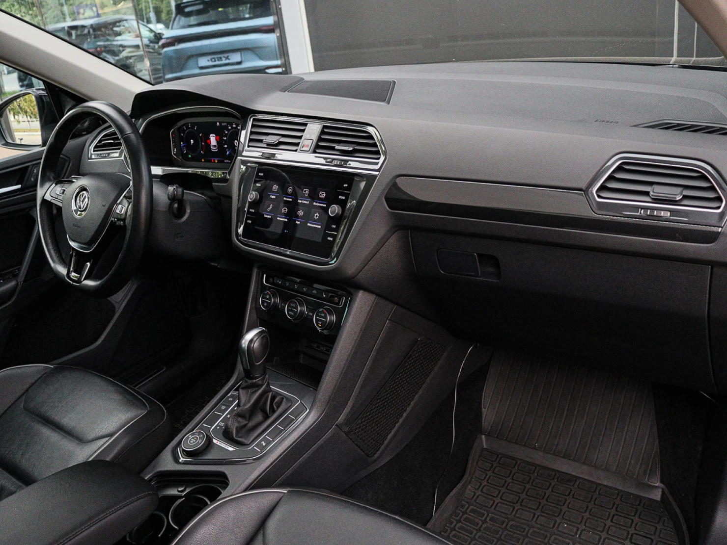Volkswagen Tiguan, 2019