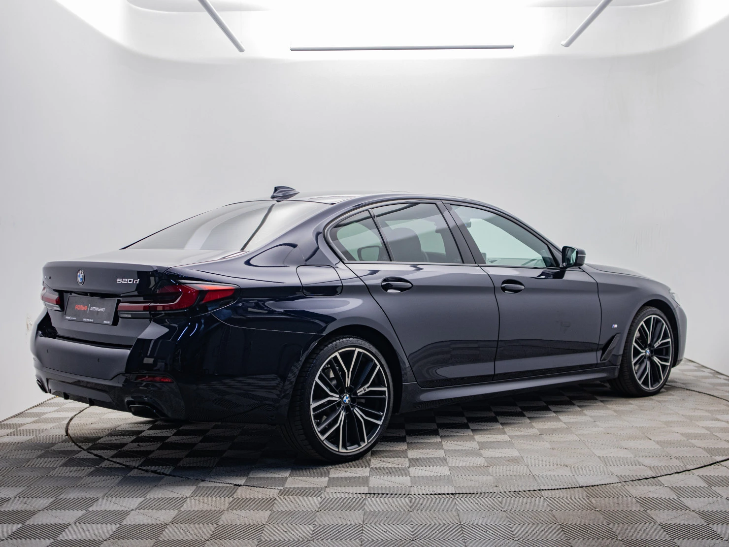 BMW 5 серии, 2021