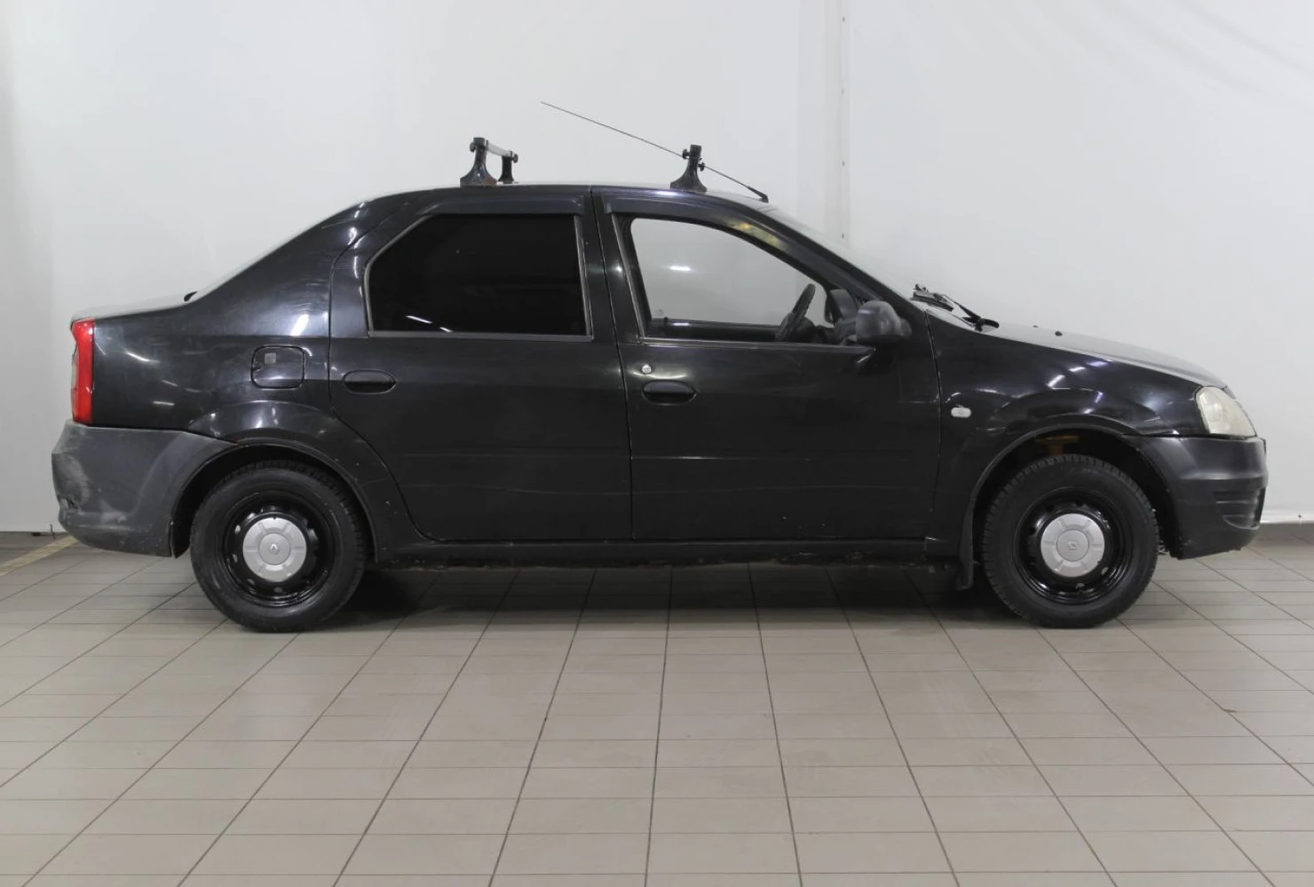 Renault Logan, 2011