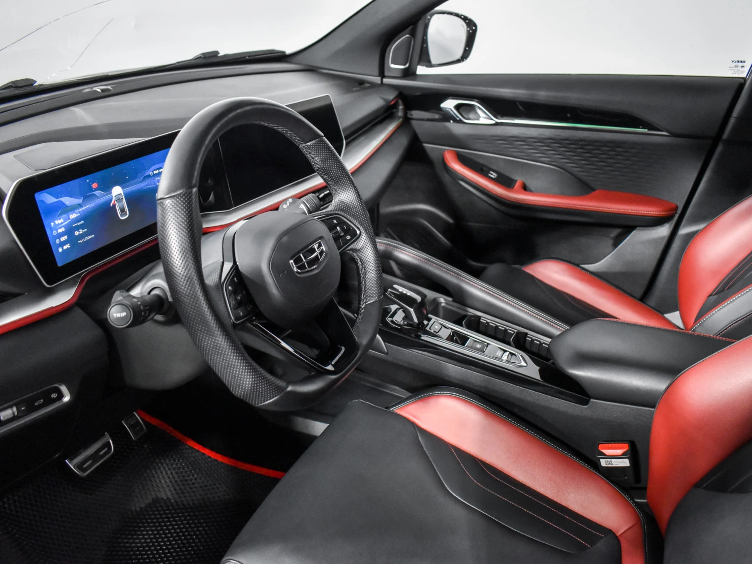 Geely Coolray, 2023
