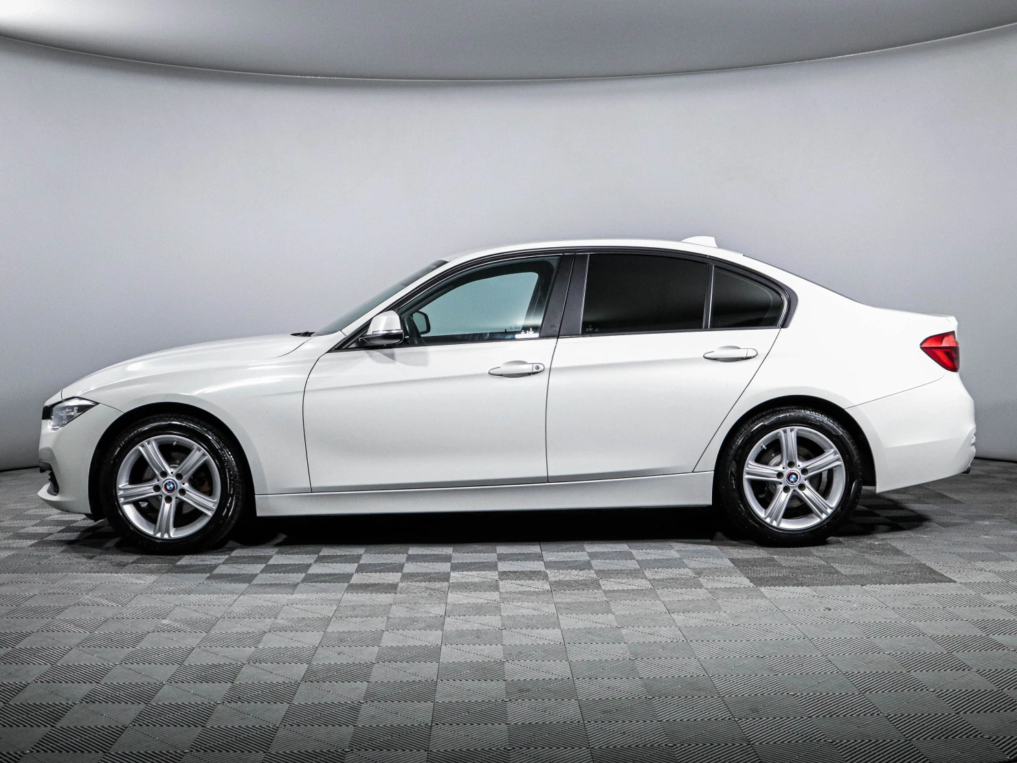 BMW 3 серии, 2015