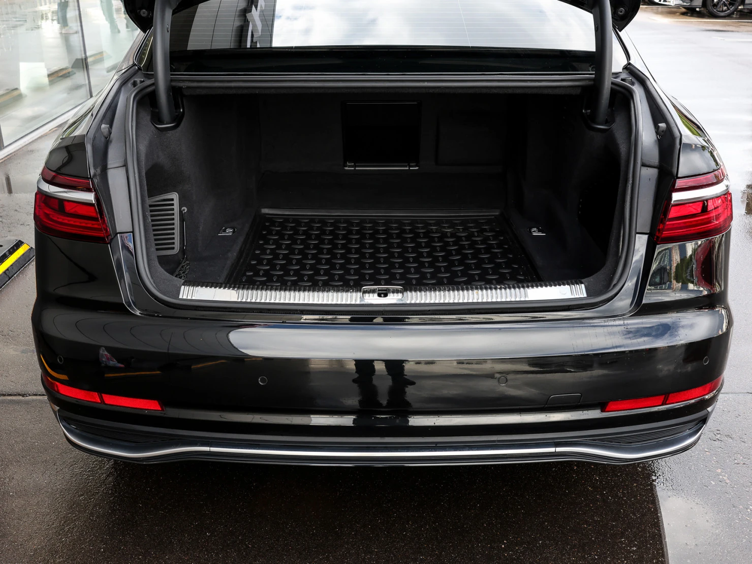 Audi A8, 2023