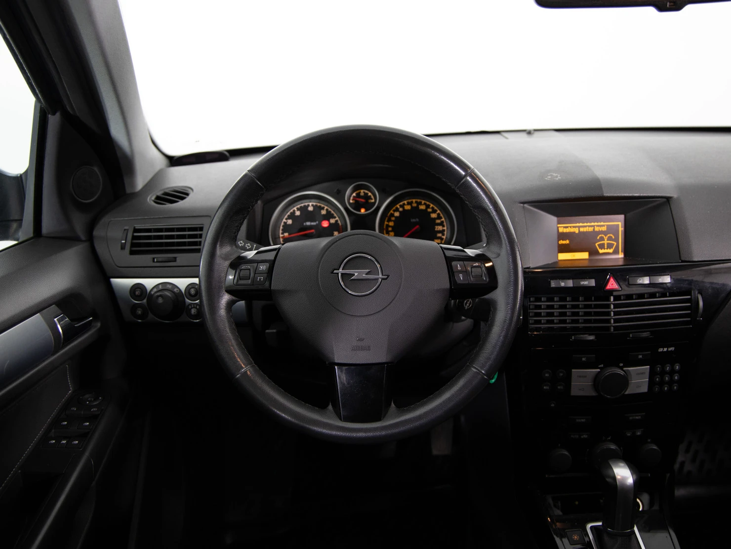 Opel Astra, 2010