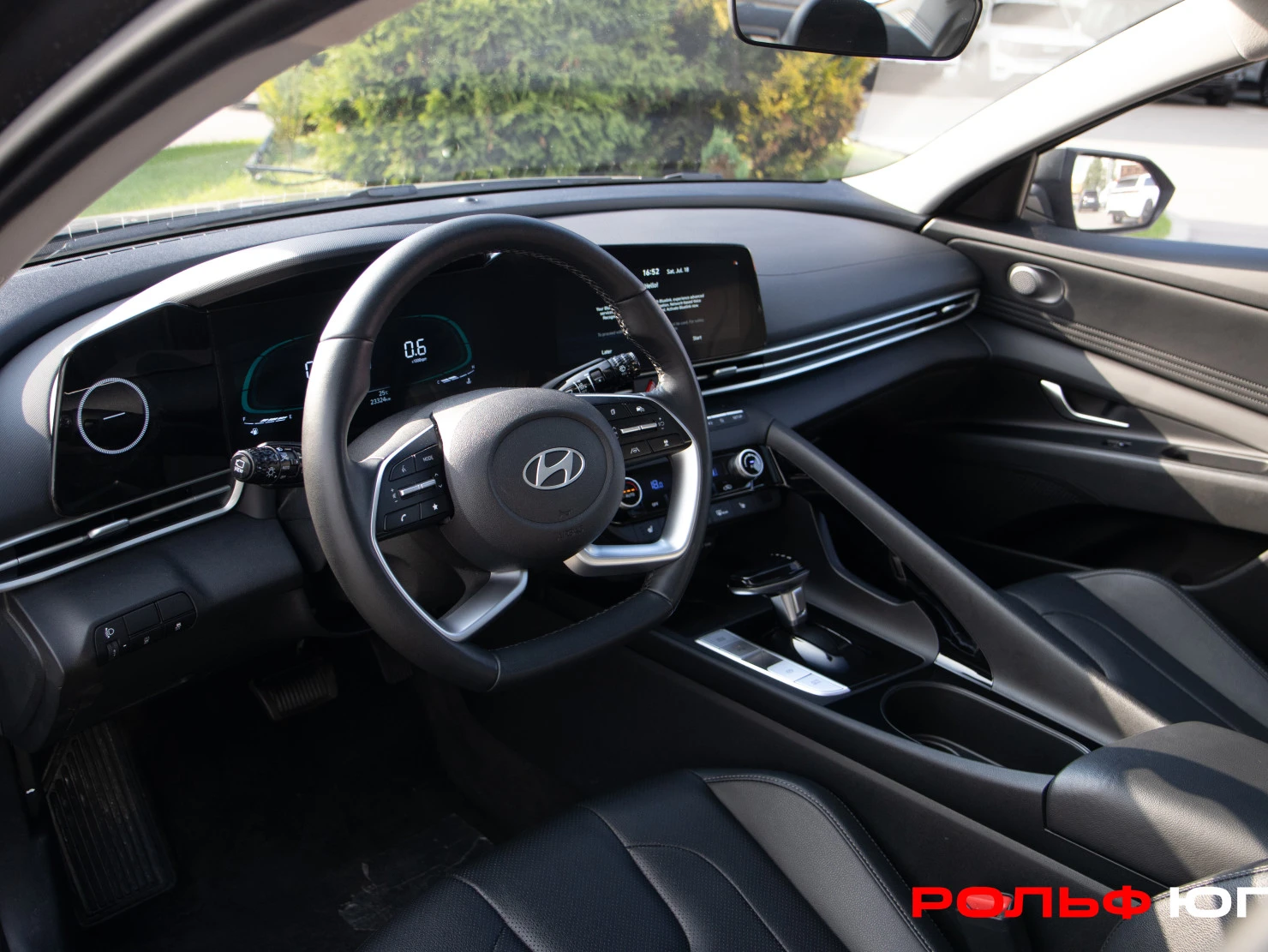 Hyundai Elantra, 2024