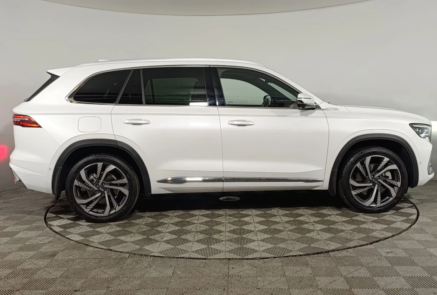 Geely Monjaro, 2024
