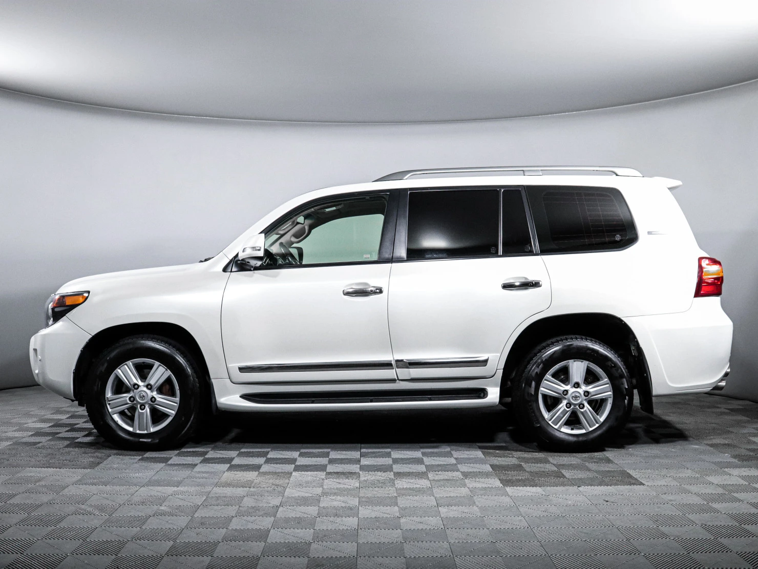 Toyota Land Cruiser, 2014