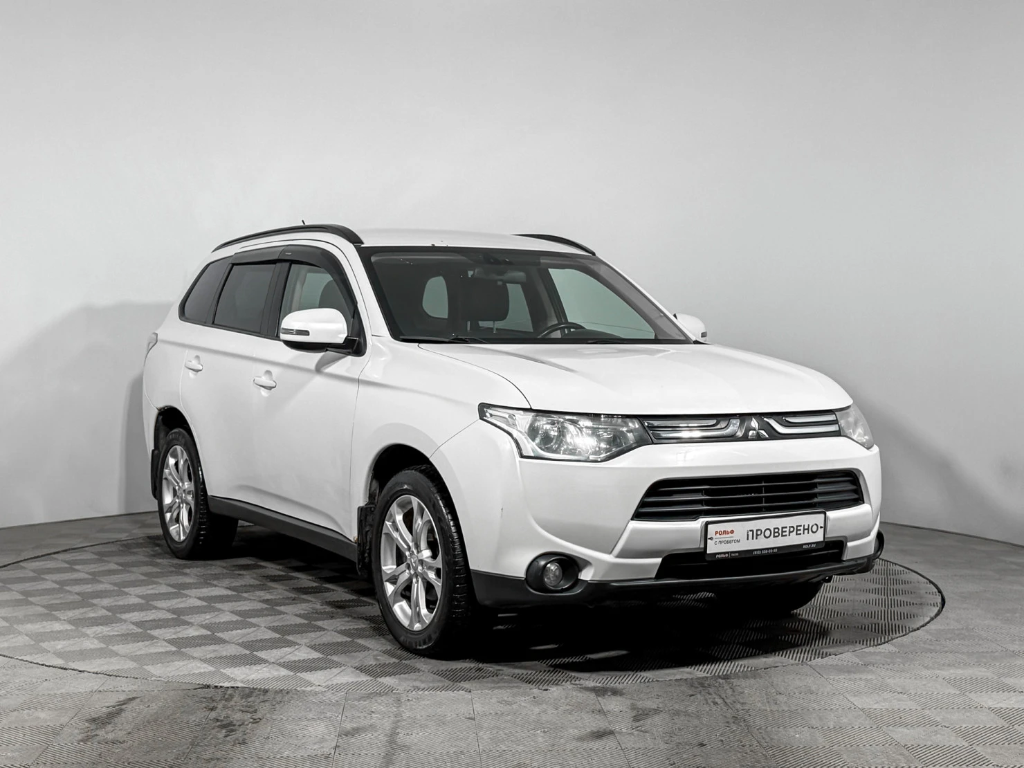 Mitsubishi OUTLANDER, 2013