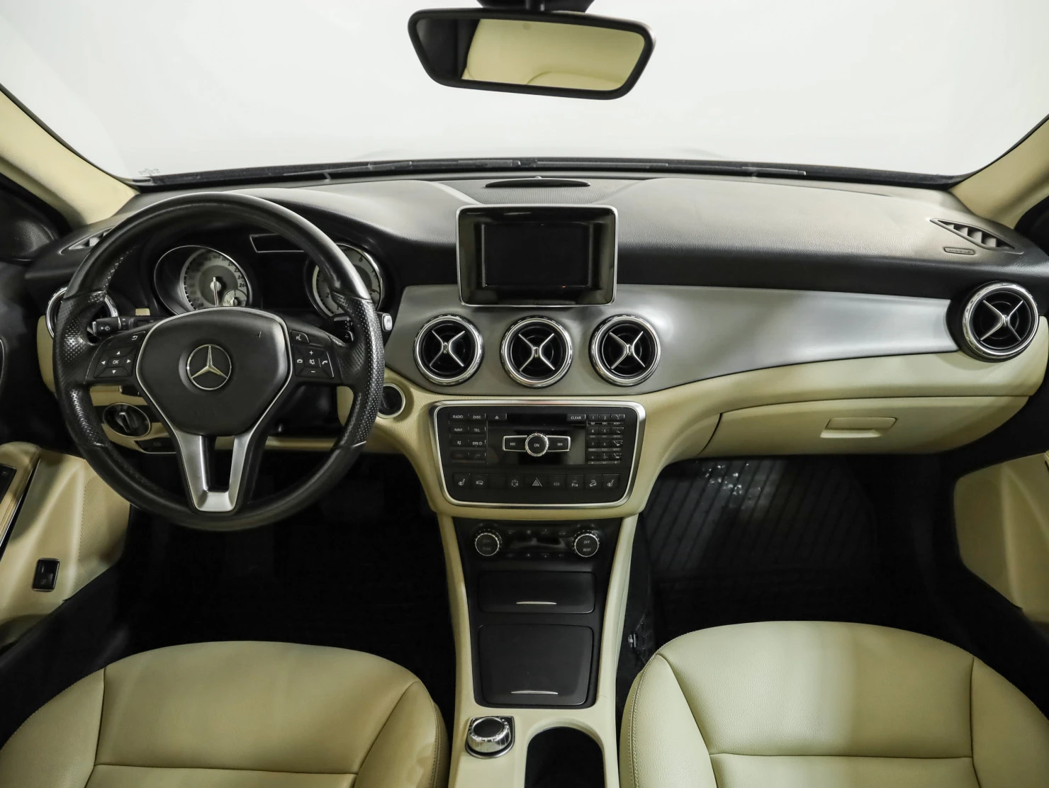 Mercedes-Benz GLA, 2014