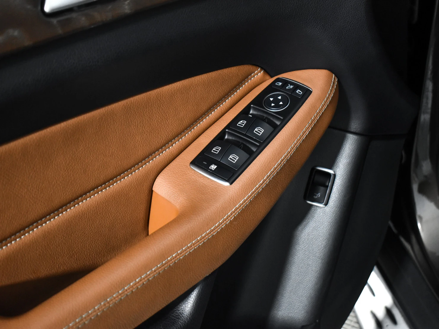 Mercedes-Benz GLE, 2015