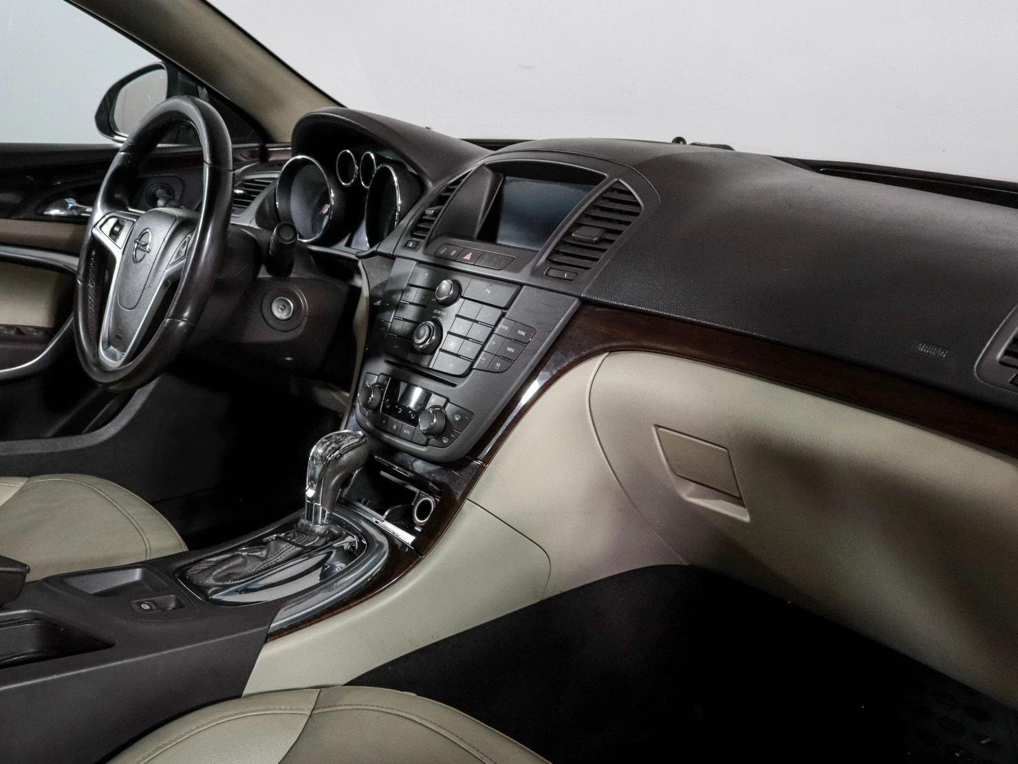 Opel Insignia, 2010