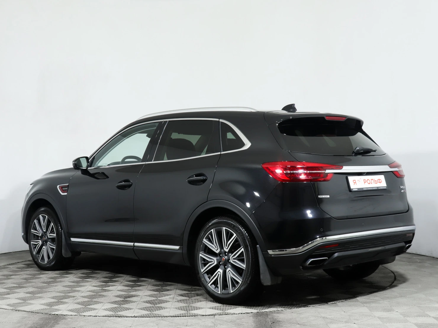 Hongqi HS5, 2024