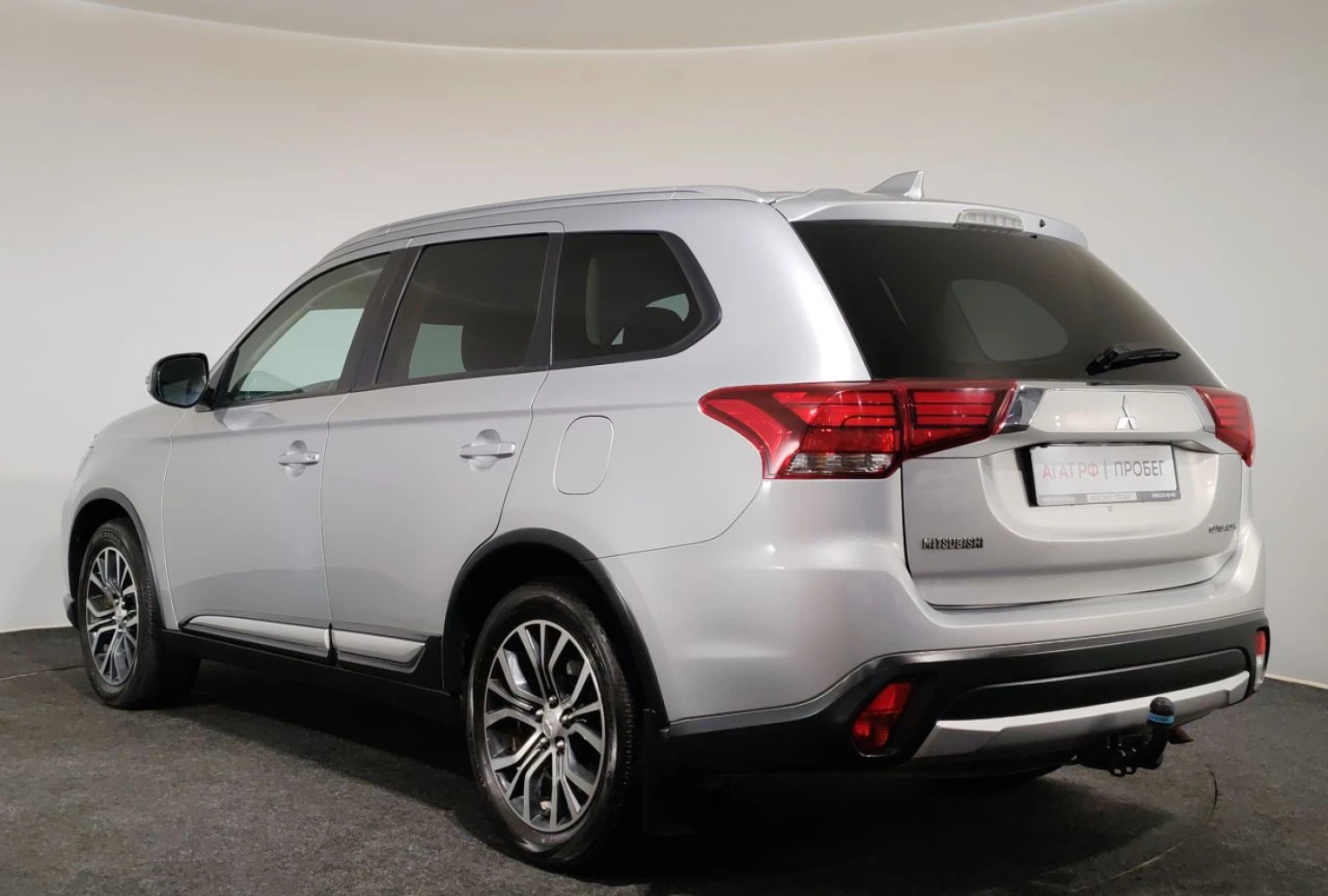 Mitsubishi OUTLANDER, 2017