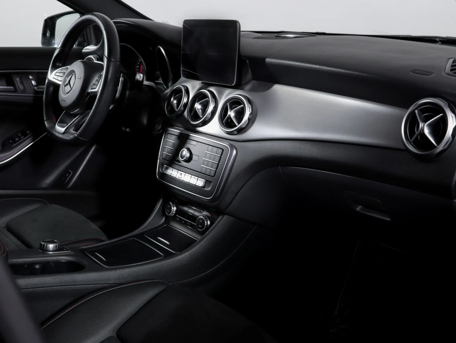 Mercedes-Benz GLA, 2019