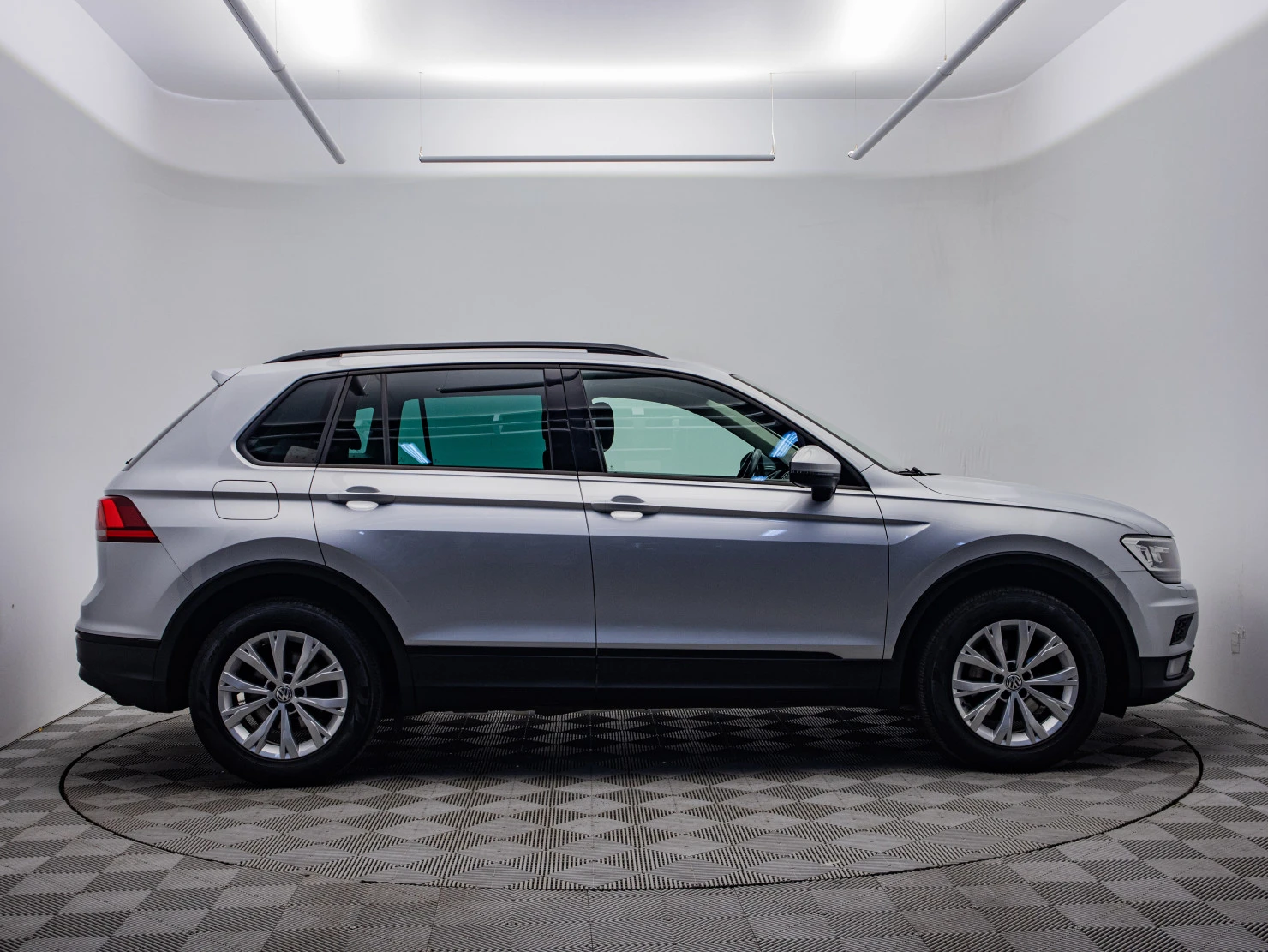 Volkswagen Tiguan, 2019
