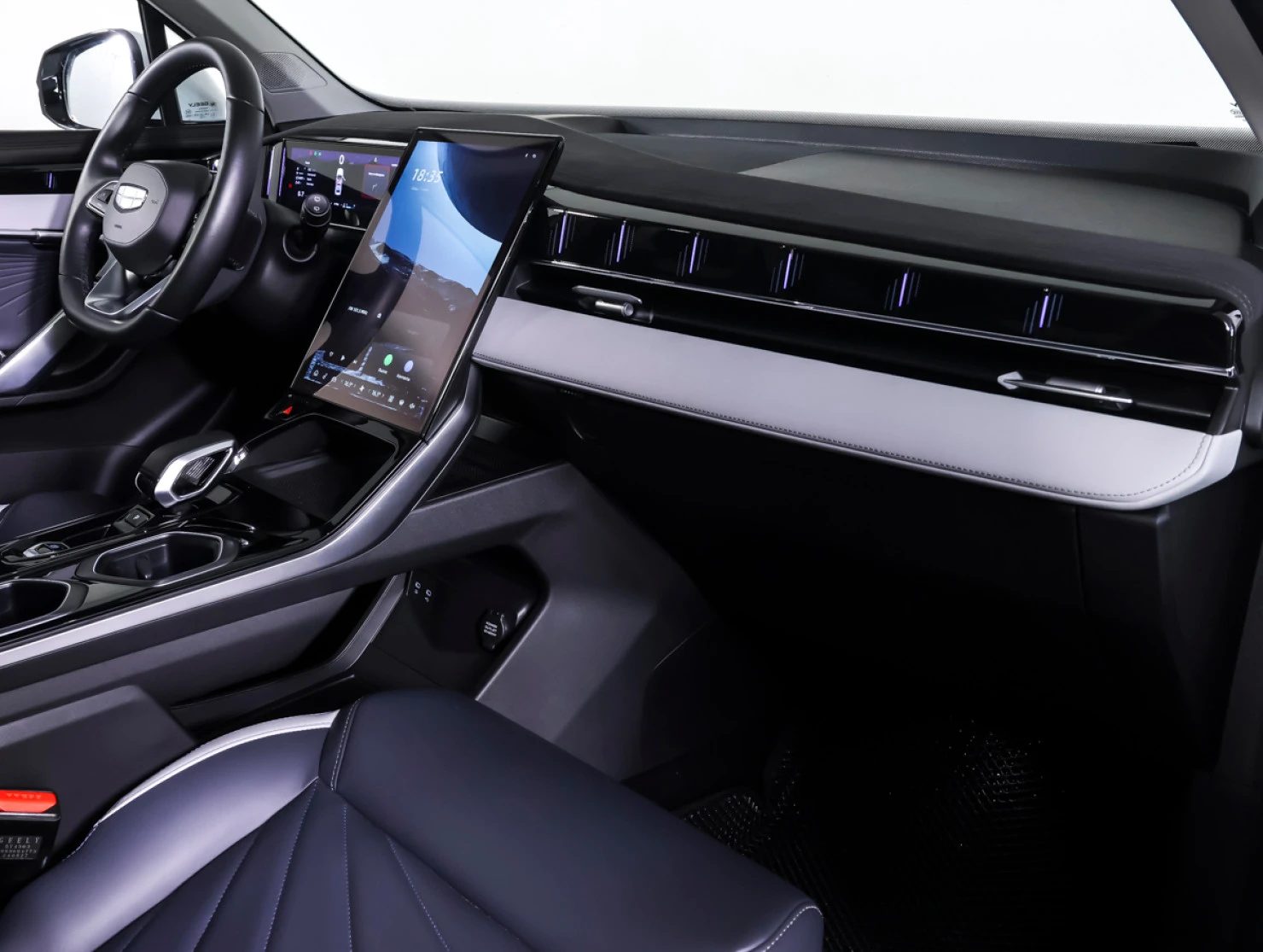 Geely Atlas, 2024
