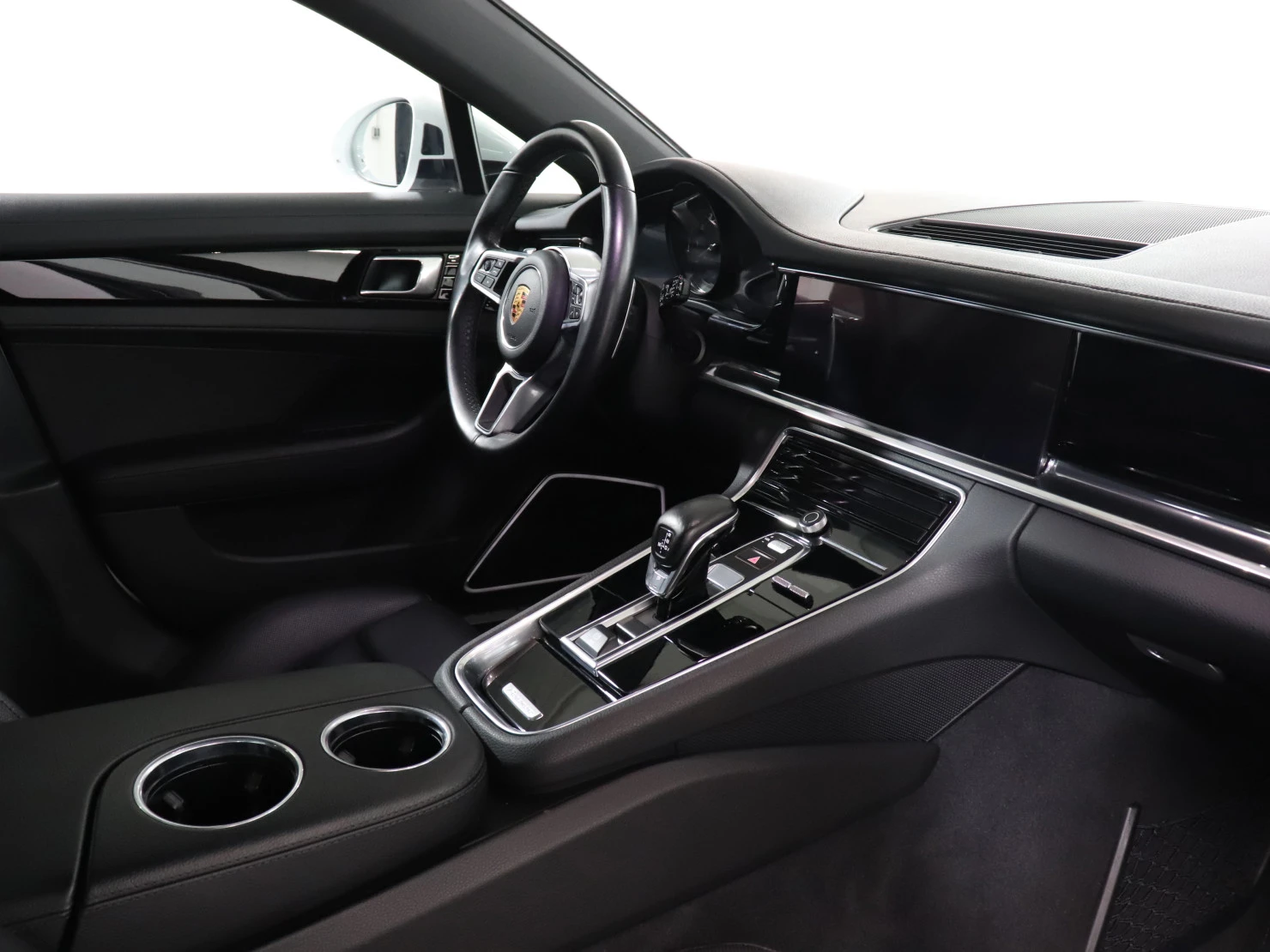 Porsche Panamera, 2018