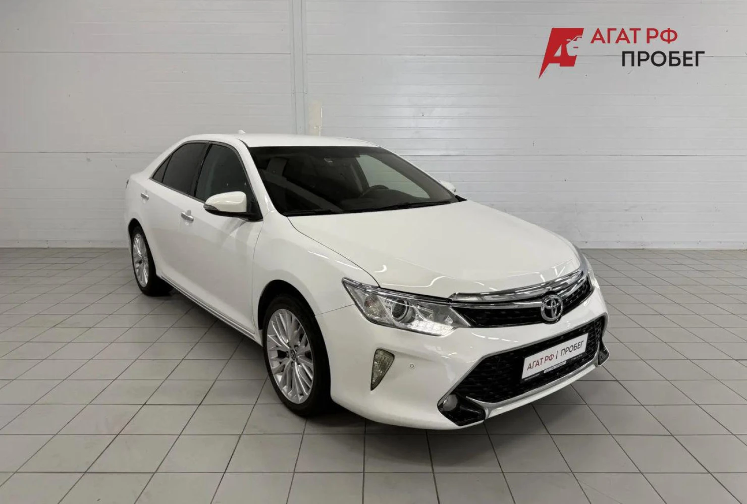 Toyota Camry, 2014