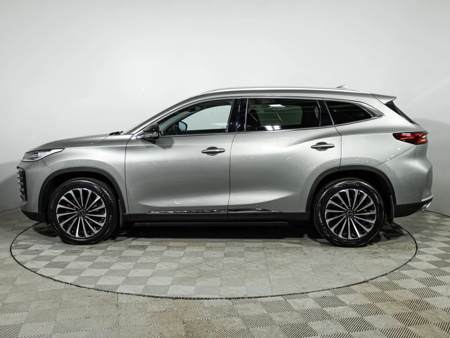 EXEED TXL, 2023