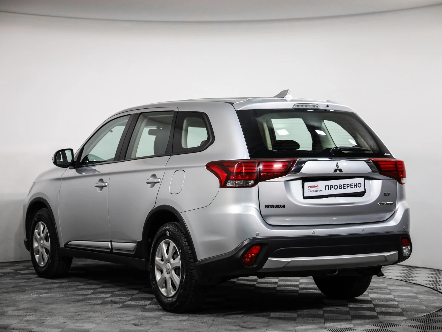 Mitsubishi OUTLANDER, 2017