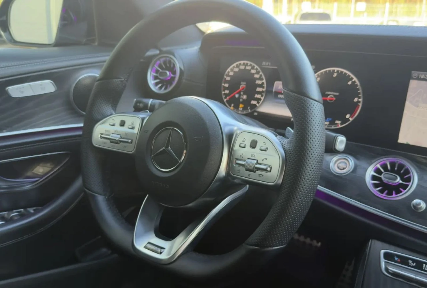 Mercedes-Benz E-Класс, 2019