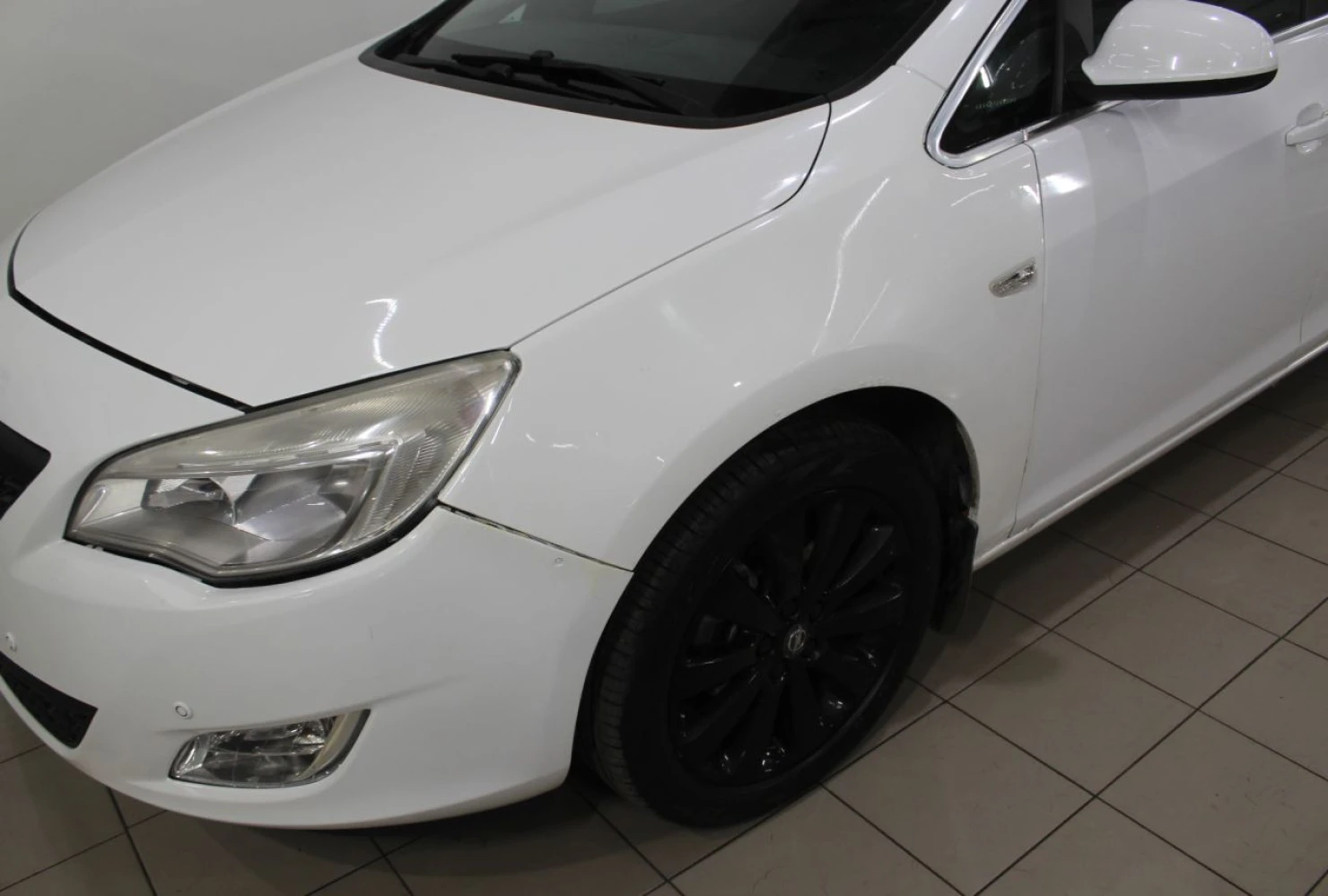 Opel Astra, 2010