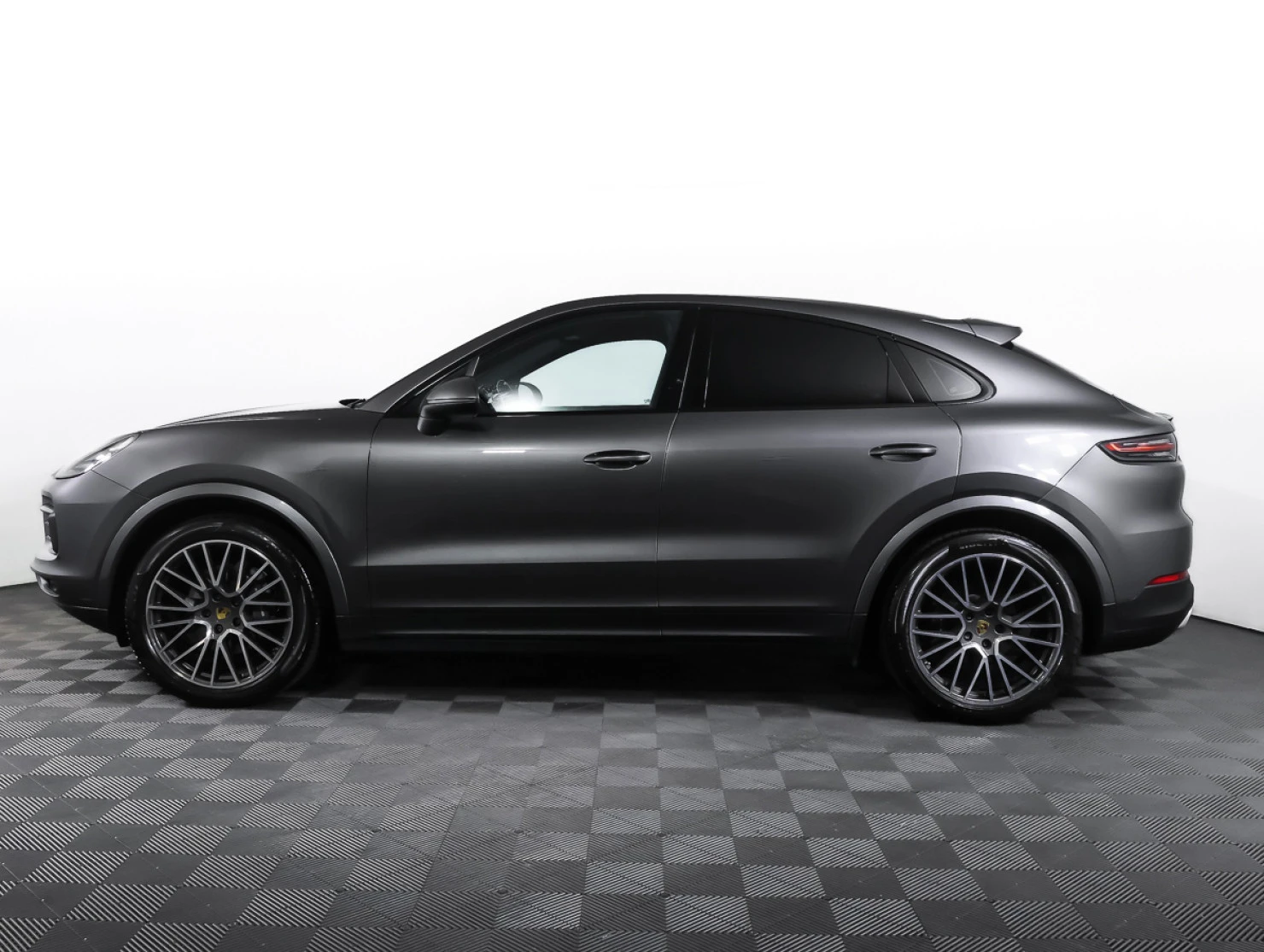 Porsche Cayenne, 2020